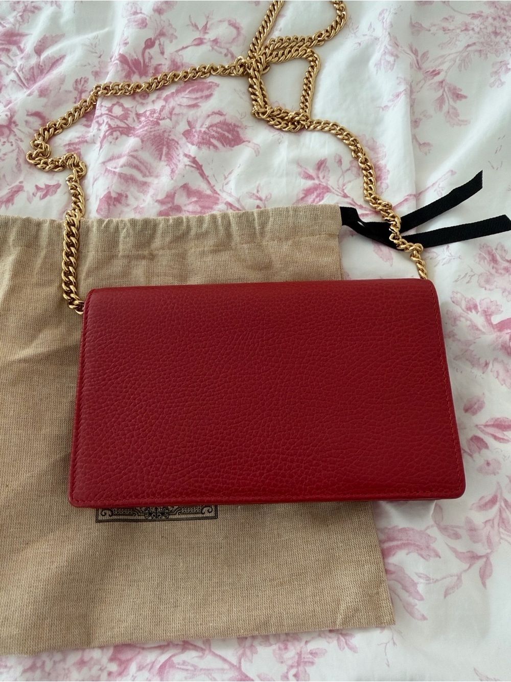 Gucci Red Marmont Wallet on a Chain - Picture 6 of 7